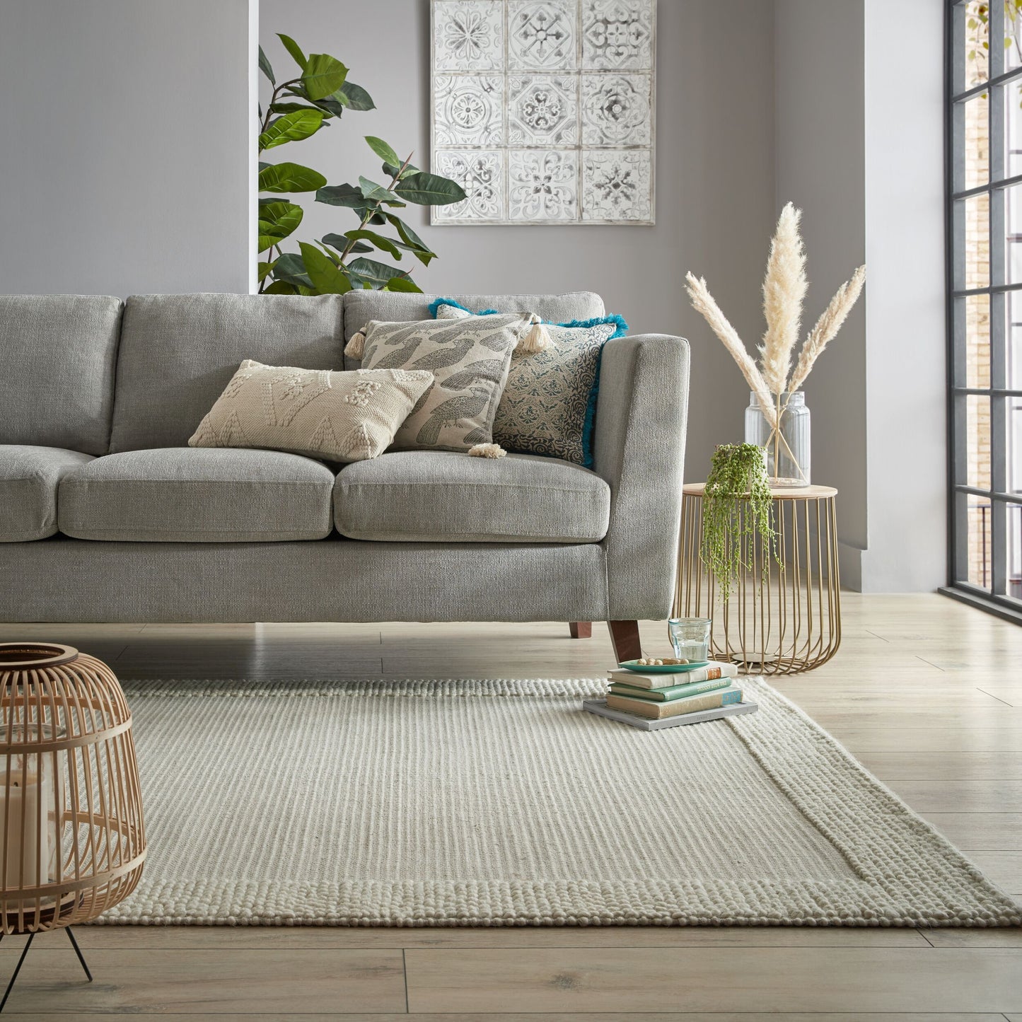 BOBBLE WOOL BORDER
