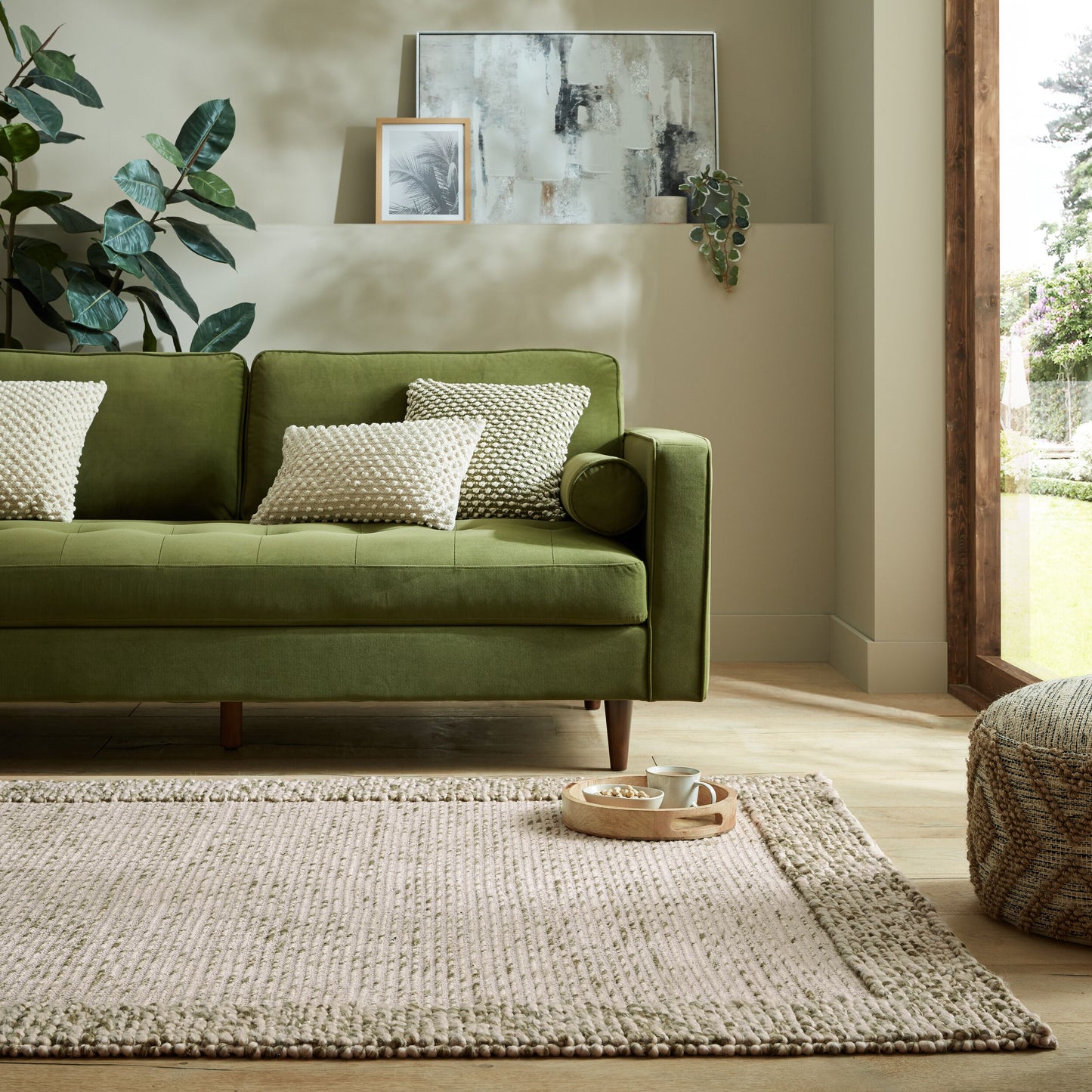 BOBBLE WOOL BORDER