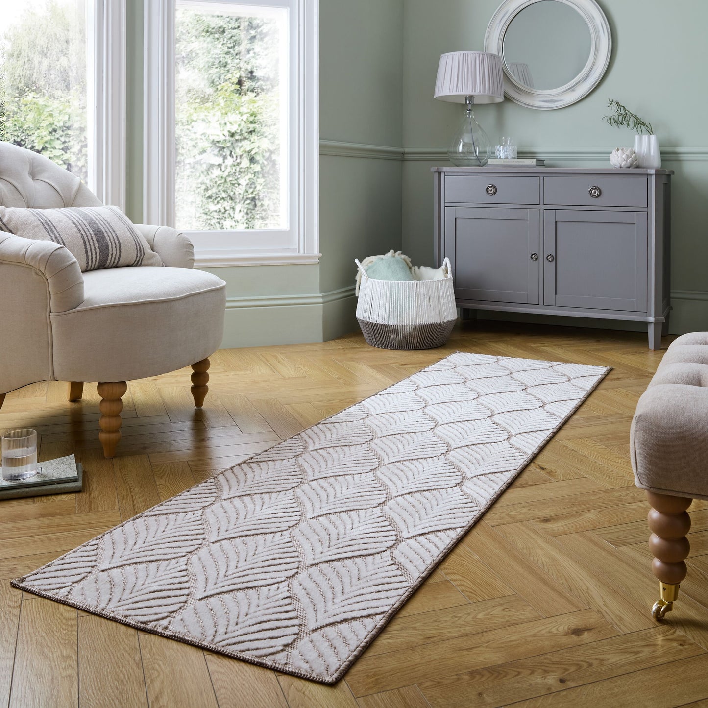 ELM LEAF OUTDOOR